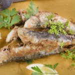 Ta ryba wspiera mózg, serce i mocne kości. Jedz przynajmniej raz w tygodniu