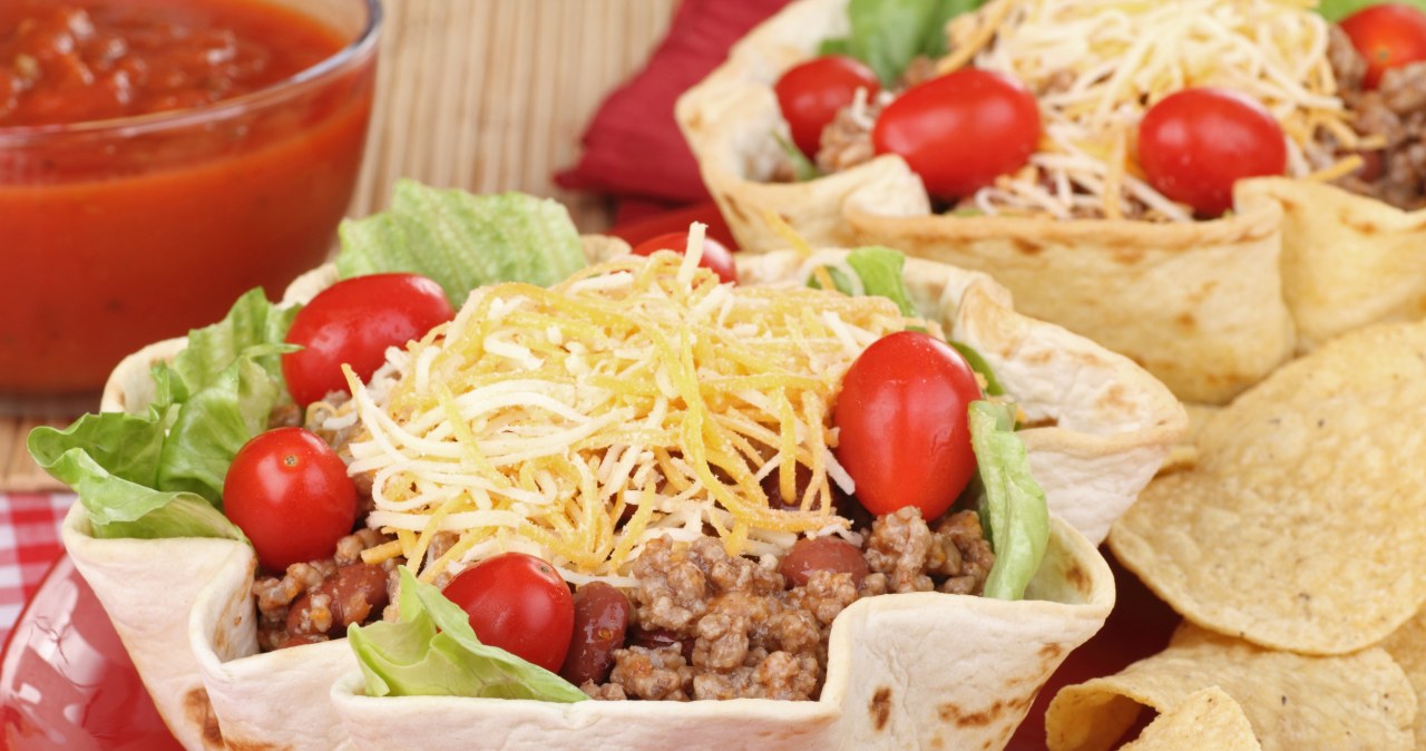 Ta sałatka spodoba się nie tylko wielbicielom meksykańskich smaków /chas53 /123RF/PICSEL