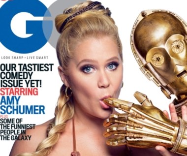 Ta sesja zdjęciowa narobiła sporego zamieszania. Komiczka Amy Schumer pojawiła się na okładce najnowszego numeru magazynu "GQ" w erotycznej scenie z robotem C-3PO znanym z serii filmów "Gwiezdne Wojny".