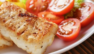 Ta smaczna ryba nie bez powodu nazywana jest "morskim kurczakiem". Jest chuda i nie ma ości