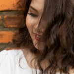 Ta wiosenna pielęgnacja pomaga matowym włosom po zimie odzyskać blask i gęstość