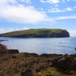 Ta wyspa wyłoniła się z morza. Turyści mają na nią zakaz wstępu