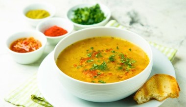 Ta zupa to prawdziwy eliksir młodości. Jedz ją regularnie, a twoja skóra stanie się gładka.