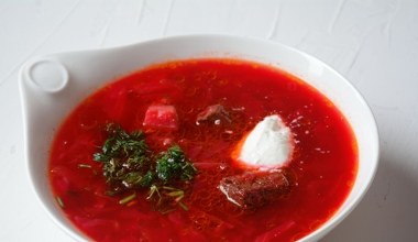 Ta zupa to przysmak wschodniego Podkarpacia. Treściwa, pożywna, lepsza od barszczu ukraińskiego