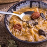 Tą zupą z kiszonej kapusty najesz się na pół dnia. Wcale nie chodzi o kapuśniak