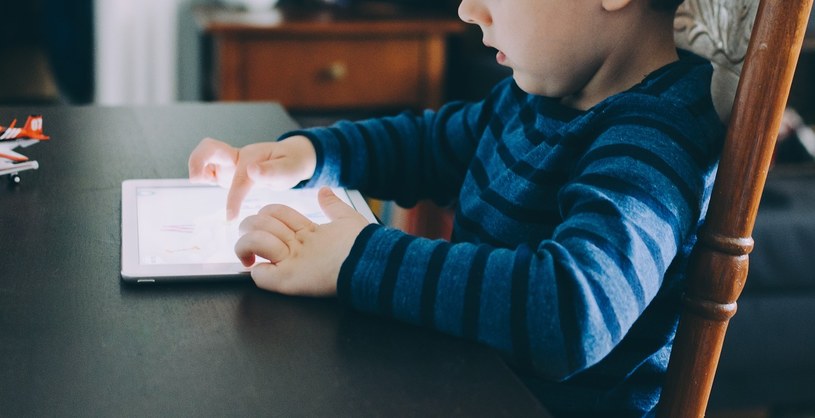 Tablet dla dzieci to dobra pomoc naukowa /Pixabay.com