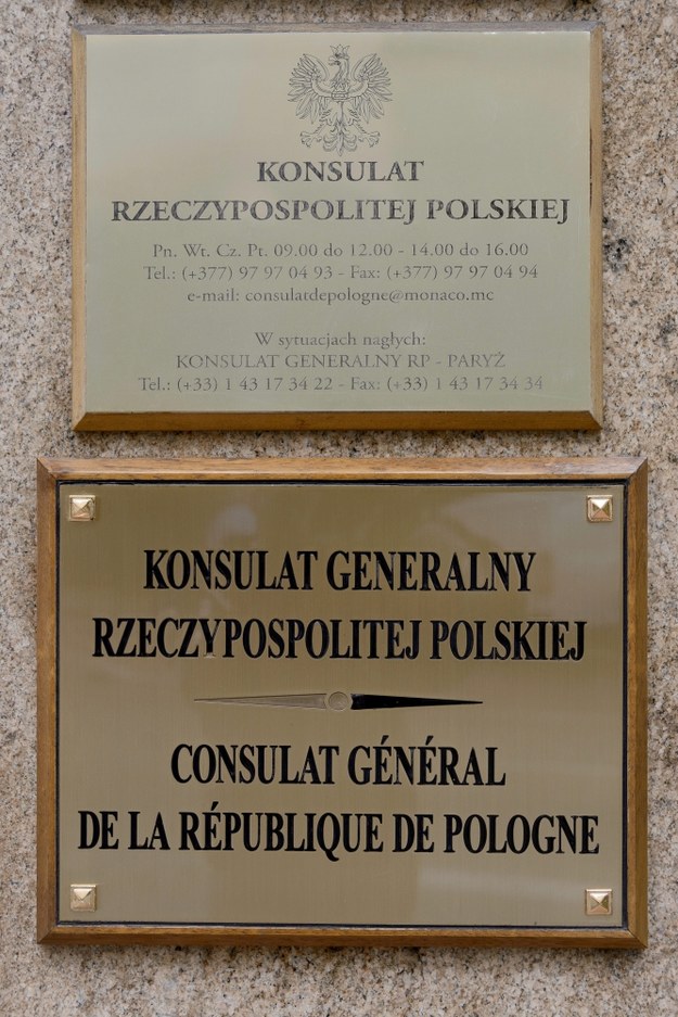 Tabliczka polskiego konsulatu w Monako /Mike Bird /PAP/EPA