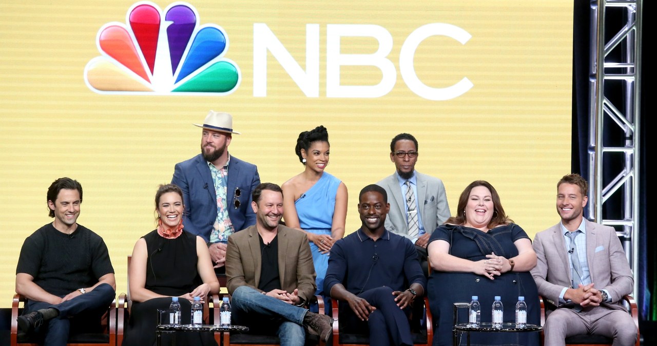 "Tacy jesteśmy": Chris Sullivan, Susan Kelechi Watson, Ron Cephas Jones, Milo Ventimiglia, Mandy Moore, Dan Fogelman, Sterling K. Brown, Chrissy Metz, Justin Hartley /Frederick M. Brown /Getty Images