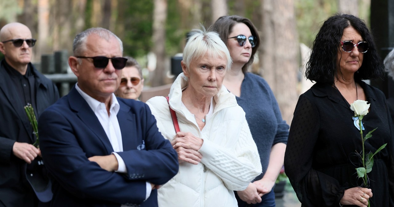 Tadeusz Chudecki i Ewa Błaszczyk na pogrzebie Jadwigi Jankowskiej-Cieślak /Adam Burakowski /East News