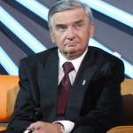 1 z 10 Tadeusz Sznuk zadziwia wykształceniem i ścieżką kariery. To nie jedyna jego tajemnica