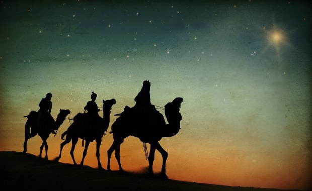 Tajemnica Gwiazdy Betlejemskiej: Czy kometa sprzed 2000 lat naprawdę wskazała drogę Mędrcom?