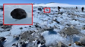 "Tajemnicze, czarne kamienie". Niezwykłe odkrycie na Antarktydzie
