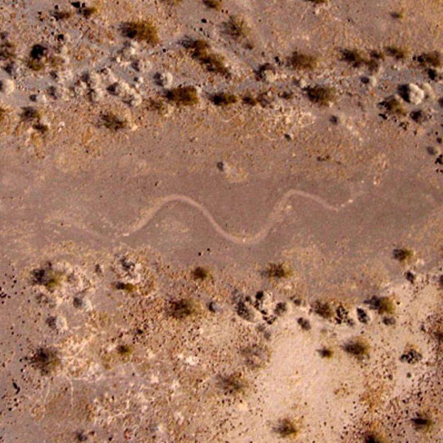 Tajemnicze intaglios - geoglify znad rzeki Kolorado /MWMedia