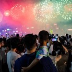 Tajemnicze komunikaty z Chin. "Siła wyższa" i odwołane pokazy fajerwerków