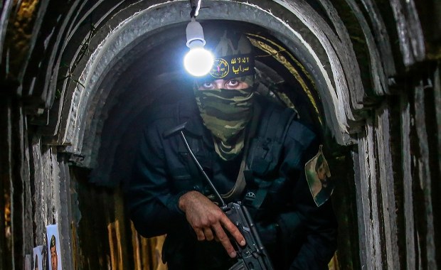 Tajemnicze skarbce Hamasu. W tunelach ukryto miliony dolarów 