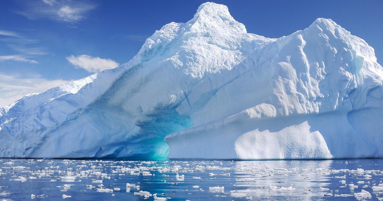 Tajemnicze źródło ciepła pod lodami Antarktydy ma wpływ na globalny klimat /Geekweek