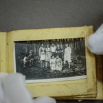Tajemniczy album ze zdjęciami sprzed 70 lat 