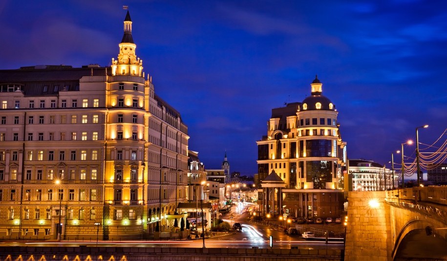Tajemniczy gość w hotelu Kempinski w centrum Moskwy. Co szykuje Putin? /Shutterstock
