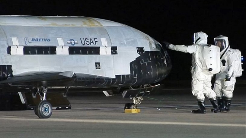 Tajemniczy pojazd X-37B ponownie leci na ziemską orbitę na rakiecie SpaceX /Geekweek