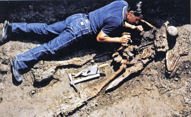 Tajemniczy szkielet u stóp Wezuwiusza. Kim był mężczyzna sprzed 2000 lat? 