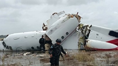 Tajemniczy wrak-widmo na bagnach. Co się stało z załogą?