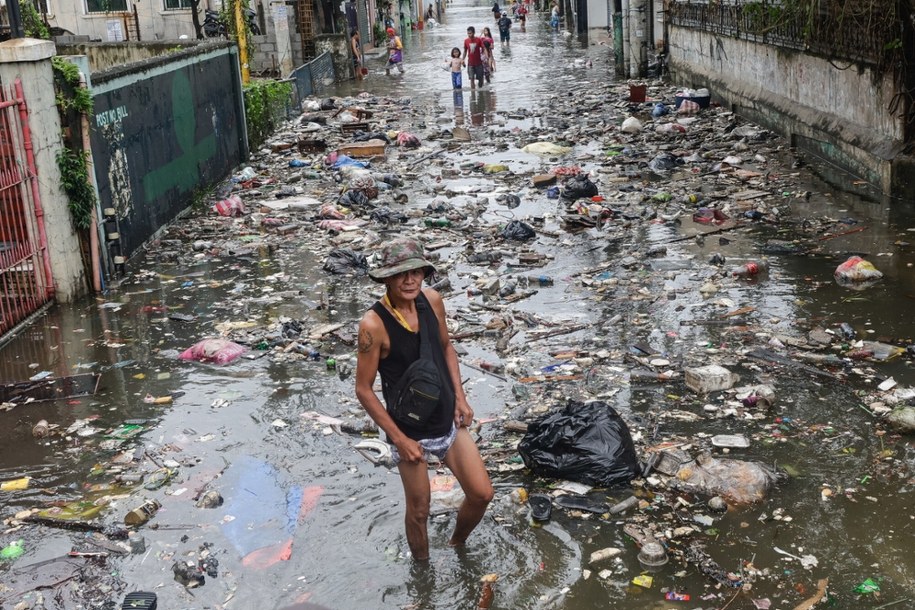 Tajfun uderzył w Filipiny /PAP/EPA/ROLEX DELA PENA /PAP