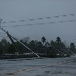 ​Tajfun uderzył w główną wyspę Filipin. Nagrania przerażają