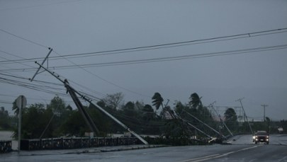​Tajfun uderzył w główną wyspę Filipin. Nagrania przerażają