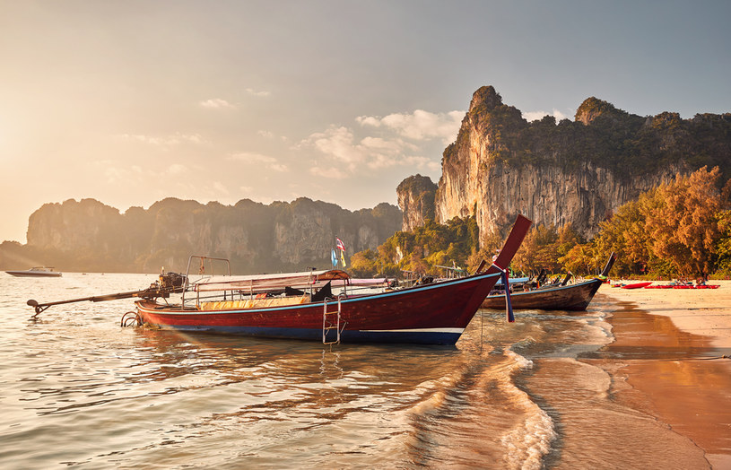 Tajlandia - złote wizy dla zarabiających co najmniej 80 tys. dolarów rocznie /123RF/PICSEL