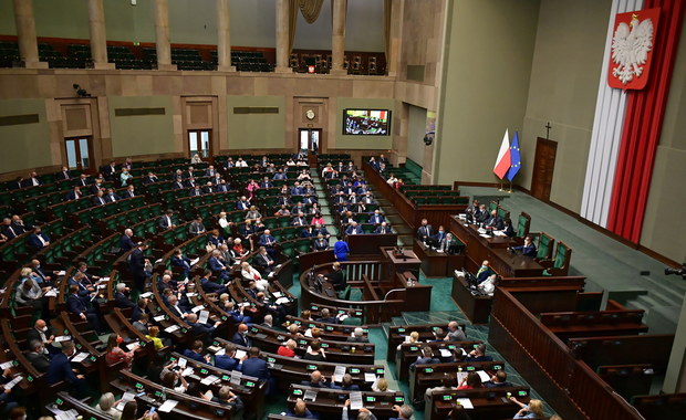 Tajne obrady Sejmu. Zaczęło się od włamania do poczty mailowej Michała Dworczyka