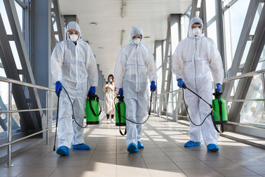 Tajny raport USA: Pandemię koronawirusa miał spowodować wyciek z laboratorium