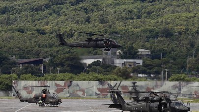 Tajwan: 16 chińskich myśliwców naruszyło linię mediany