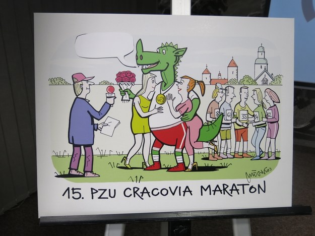 Tak będą wyglądać koszulki, w których wystąpią uczestnicy maratonu /Jacek Skóra /RMF FM