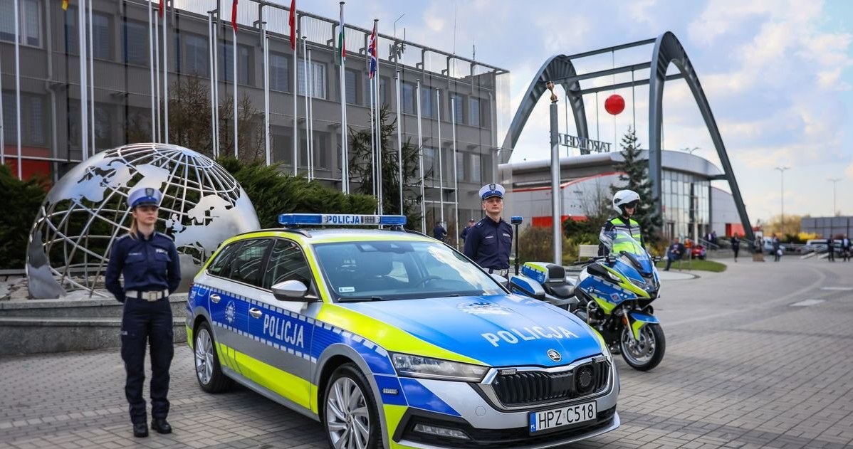 Tak będą wyglądały wszystkie nowe radiowozy /Informacja prasowa