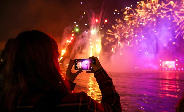 Tak czy nie dla fajerwerków w Krakowie? Miasto przedłuża termin ankiety