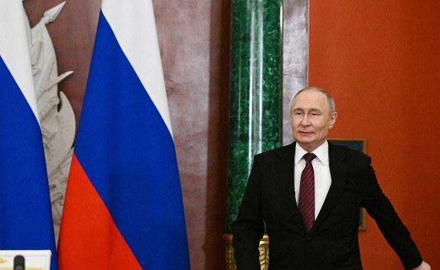 "Tak" dla kolejnego pakietu wobec Rosji. Ma uderzyć w rosyjską "flotę cieni"