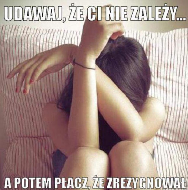 Tak internauci nabijają się z dziewczyn, które udają niedostępne /Kwejk.pl /materiały prasowe