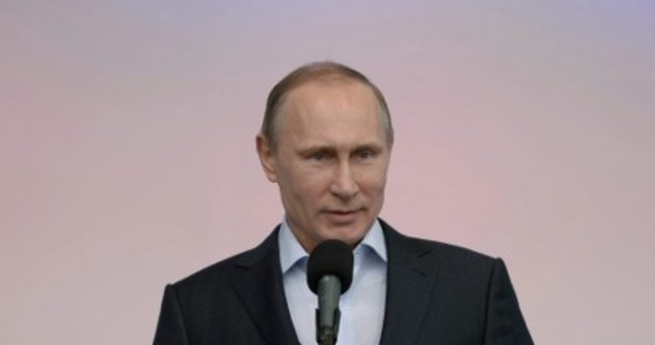 Tak lansuje się Putin... w olimpijskiej wiosce