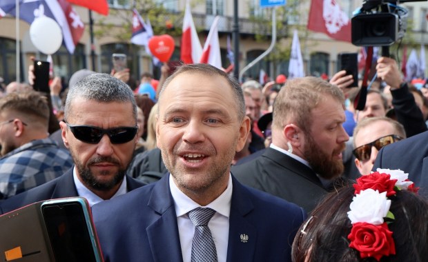 ​Tak Polacy ocenili Karola Nawrockiego. Są powody do niepokoju?