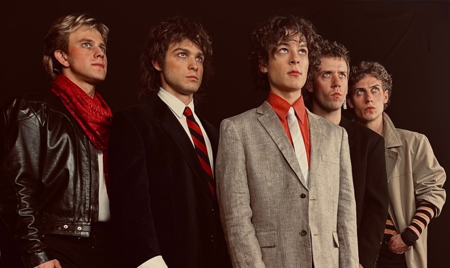 Tak prezentują się odtwórcy ról muzyków Lady Pank w kostiumach i charakteryzacji /Katarzyna Jendrysik /Materiały prasowe