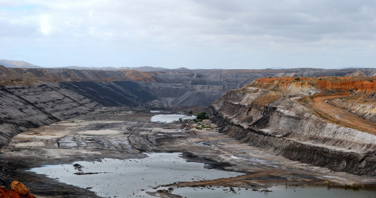 Tak się wydobywa węgiel kamienny na południu Australii /123RF/PICSEL