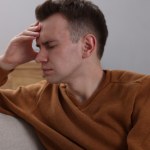 Tak ujawnia się zespół Gilberta. Niepokój budzi zwłaszcza jeden objaw