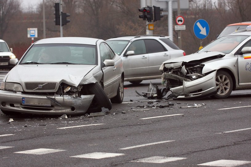 Tak uszkodzone samochody można bez problemu naprawić /Dariusz Borowicz /Reporter