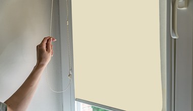 Tak wyczyścisz brudne rolety. Szybko i bez chemii