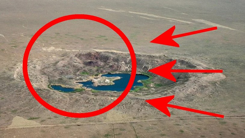Tak wygląda krater po detonacji Car-Bomby, największej w historii bomby wodorowej /Geekweek