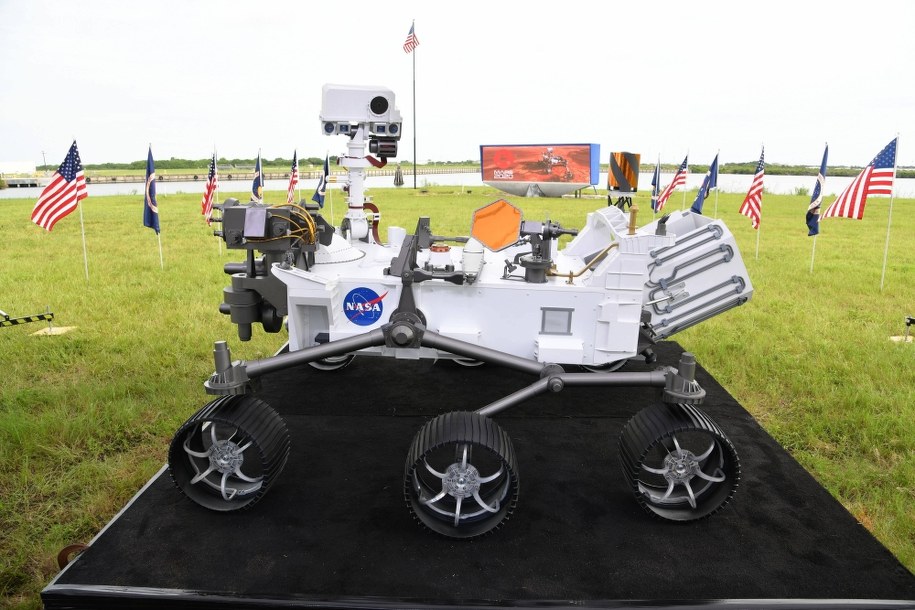 Tak wygląda łazik Perseverance (na zdj. model w skali 1:1) /Joe Marino /PAP/Newscom