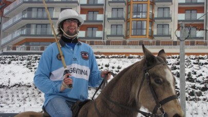 Tak wygląda polo... na śniegu