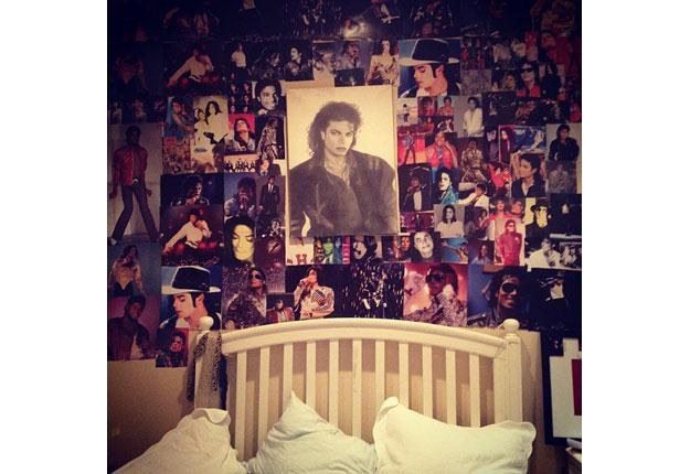 Tak wygląda ściana w sypialni Paris Jackson /