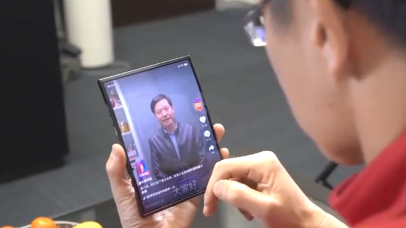 Tak wygląda składany smartfon od Xiaomi, który trafi do sprzedaży /Geekweek