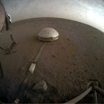Tak wygląda "śmierć" na Marsie. Lądownik Insight wysłał ostatnie zdjęcie
